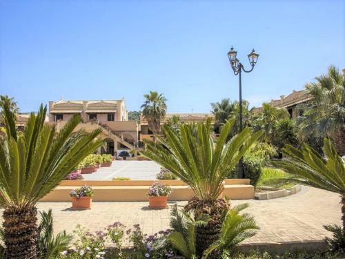 Villa Classy Apartment In Campofelice Di Roccella Near Beach