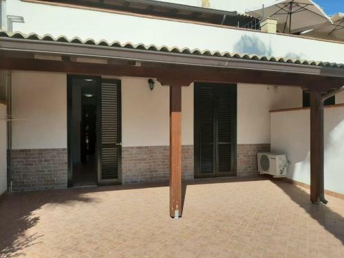 Villa Classy Apartment In Campofelice Di Roccella Near Beach