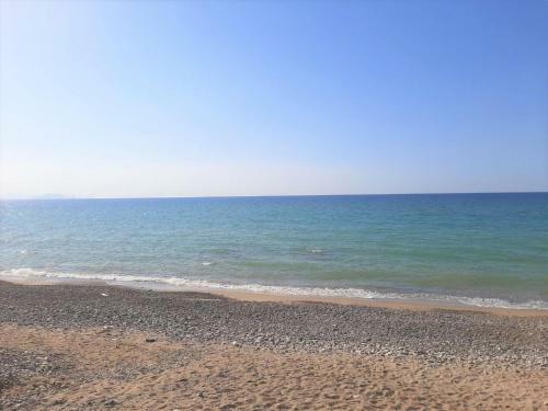 Villa Inviting Apartment In Campofelice Di Roccella Near Beach