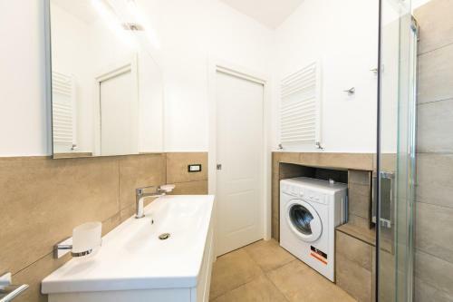 Rentopolis Sunset Luxury Apartments