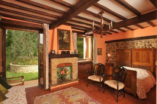 Canonica Villa Sleeps 6 Pool Air Con Wifi