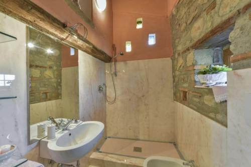 Cantagrillo-casalguidi Villa Sleeps 8 Pool Air Con