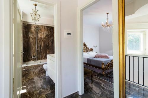 Villa In Catute Sleeps 10 With Pool Air Con And Wifi