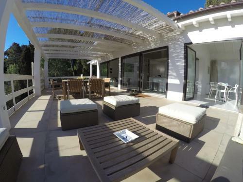 Villa Giomoa Beach Front - Dca Certified And Guaranteed