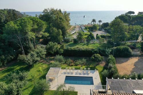 Villa Giomoa Beach Front - Dca Certified And Guaranteed