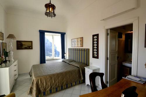 Capri Apartment Sleeps 4 Air Con Wifi