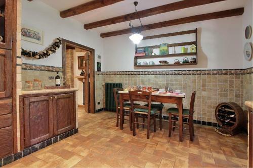Centro A Villa Sleeps 8 Pool Air Con Wifi