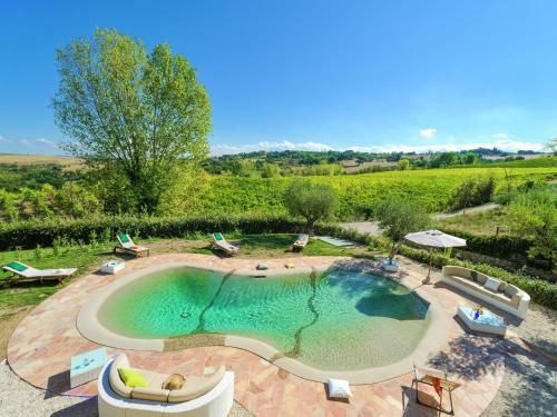 Beautiful Villa In Barchi With Private Pool