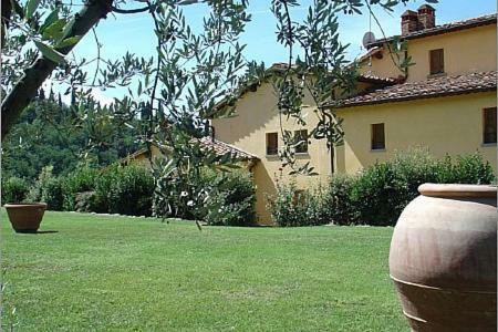 Castelfranco Di Sopra Villa Sleeps 2 Pool
