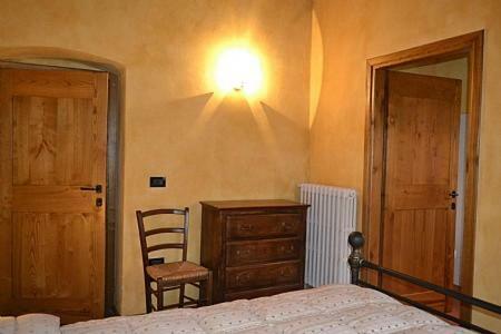 Castelfranco Di Sopra Villa Sleeps 2 Pool