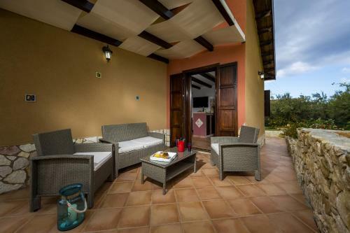 Case Boscia Villa Sleeps 6 Pool Air Con Wifi