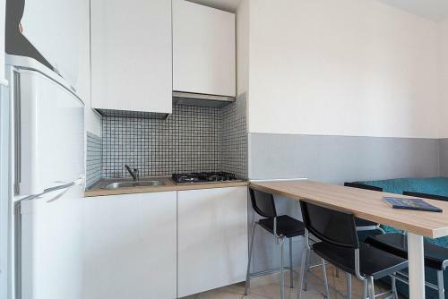 Castellabate Villa Sleeps 4 With Air Con