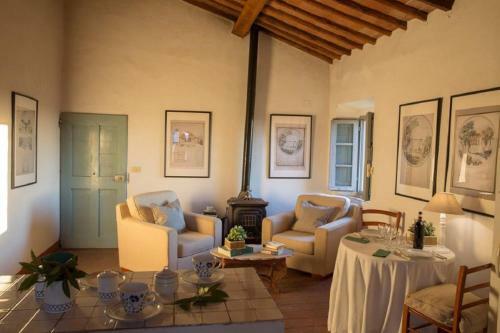 Lilliano Villa Sleeps 21 Pool Wifi