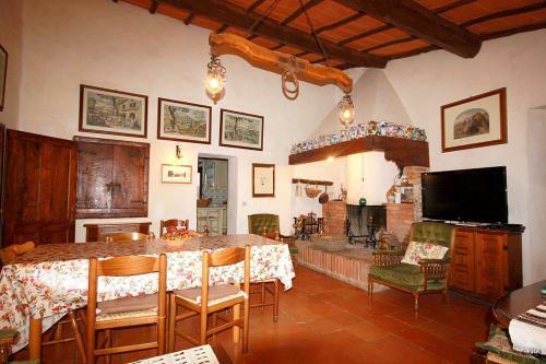 Castellina In Chianti Villa Sleeps 6 Pool Wifi
