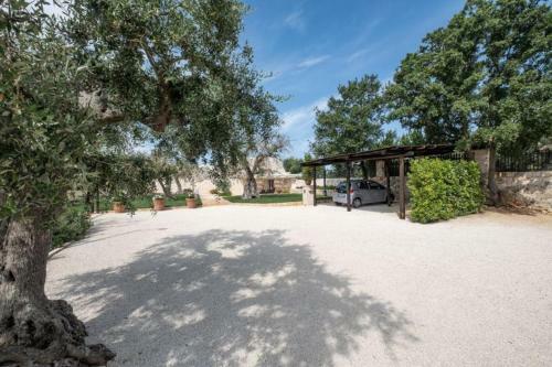 Castellana Grotte Villa Sleeps 8 Pool Air Con Wifi