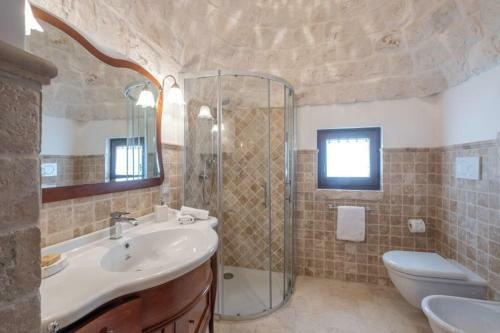 Castellana Grotte Villa Sleeps 8 Pool Air Con Wifi