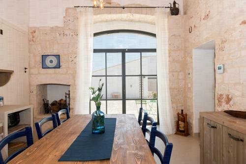 Helloapulia - Villa "i Trulli L'aia Di Cucumo"