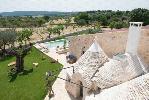 Helloapulia - Villa "i Trulli L'aia Di Cucumo"