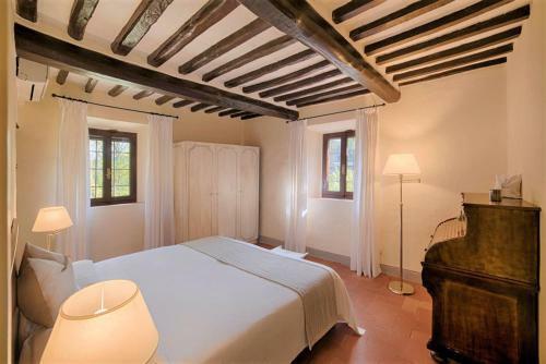 Villa In Castellina
