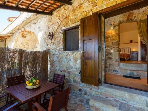 Villa Pretty Apartment In Velia With Garden