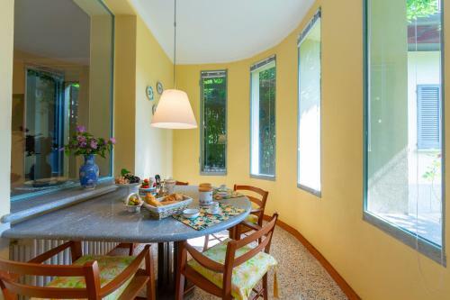 La Villotta With Swimming Pool
