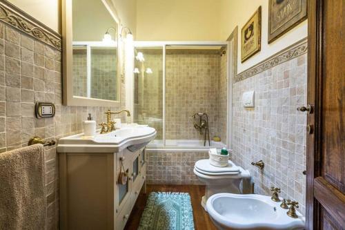 Casa Con Piscina Tra Borgo E Campagna