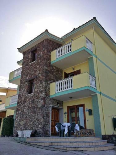 Apartment La Rocca In Lu Bagnu