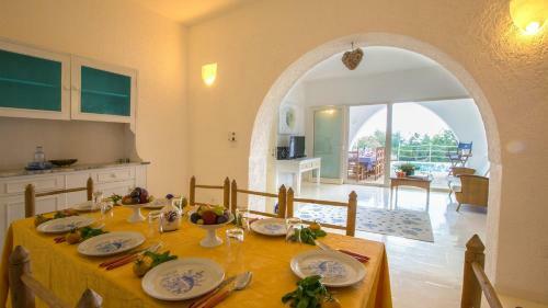 Villa Del Lentisco 8&2