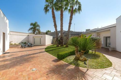 Villa Miraggio House Style