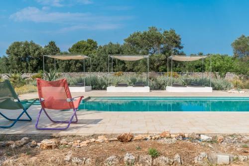 Ceglie Messapica Villa Sleeps 8 With Pool And Air Con