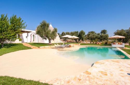 Pascarosa Villa Sleeps 8 With Pool