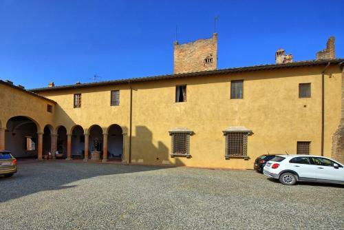 Certaldo Apartment Sleeps 3 With Wifi