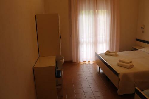 Hotel Residence Ponente Rooms And Coffee