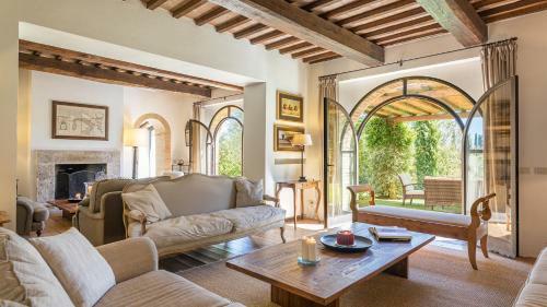 Villa Il Vecchio Ulivo 10