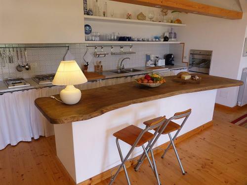 Chiavari Villa Sleeps 6 Pool Air Con Wifi