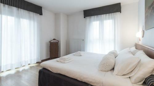 Pizzo Scalino Apartments