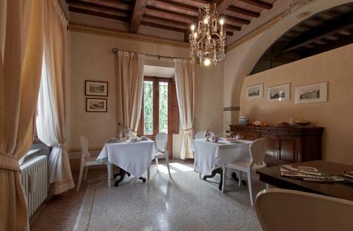 Hostal Villa Amorosa