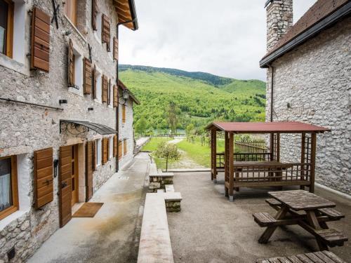 Apartment Barcis I