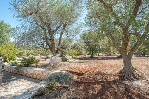 Satia Villa Sleeps 4 With Pool