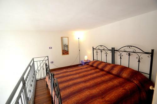 Cisternino Villa Sleeps 2 Pool Air Con Wifi