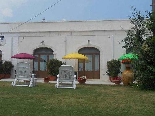 Cisternino Villa Sleeps 2 Pool Air Con Wifi