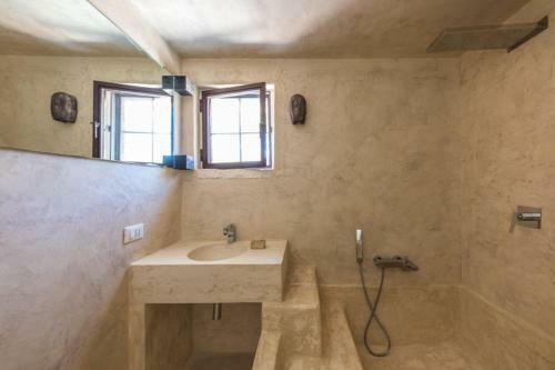 Abate Mauro Villa Sleeps 4 With Pool And Wifi
