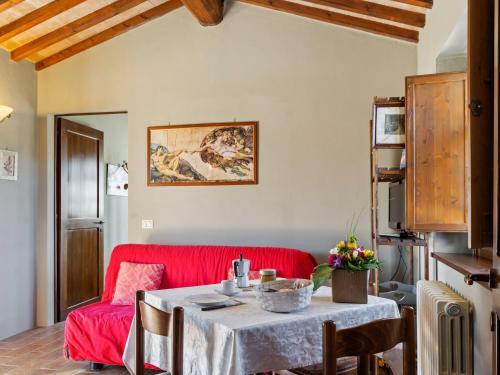 Alluring Cottage In Citt� Della Pieve With Swimming Pool