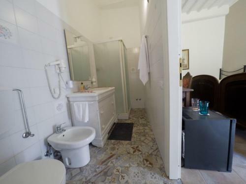 Hostal Citt� Di Castello Rooms