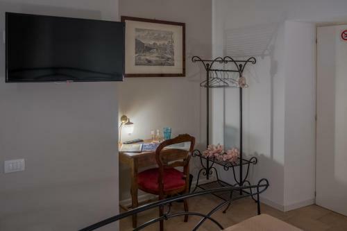 Hostal Citt� Di Castello Rooms