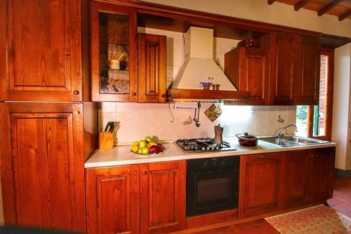 Civitella In Val Di Chiana Villa Sleeps 8 Pool Wifi