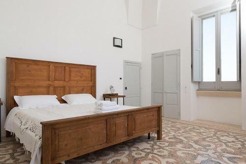 Collepasso Villa Sleeps 13 Pool Air Con Wifi