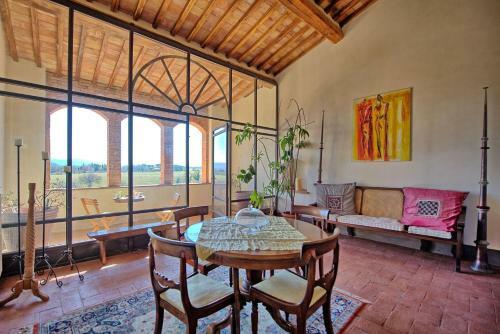 Colle Di Val D'elsa Apartment Sleeps 6
