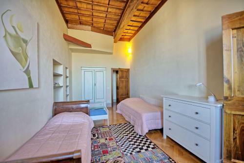 Colle Di Val D'elsa Apartment Sleeps 6
