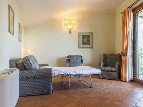 Classy Holiday Home In Collazzone With Whirlpool